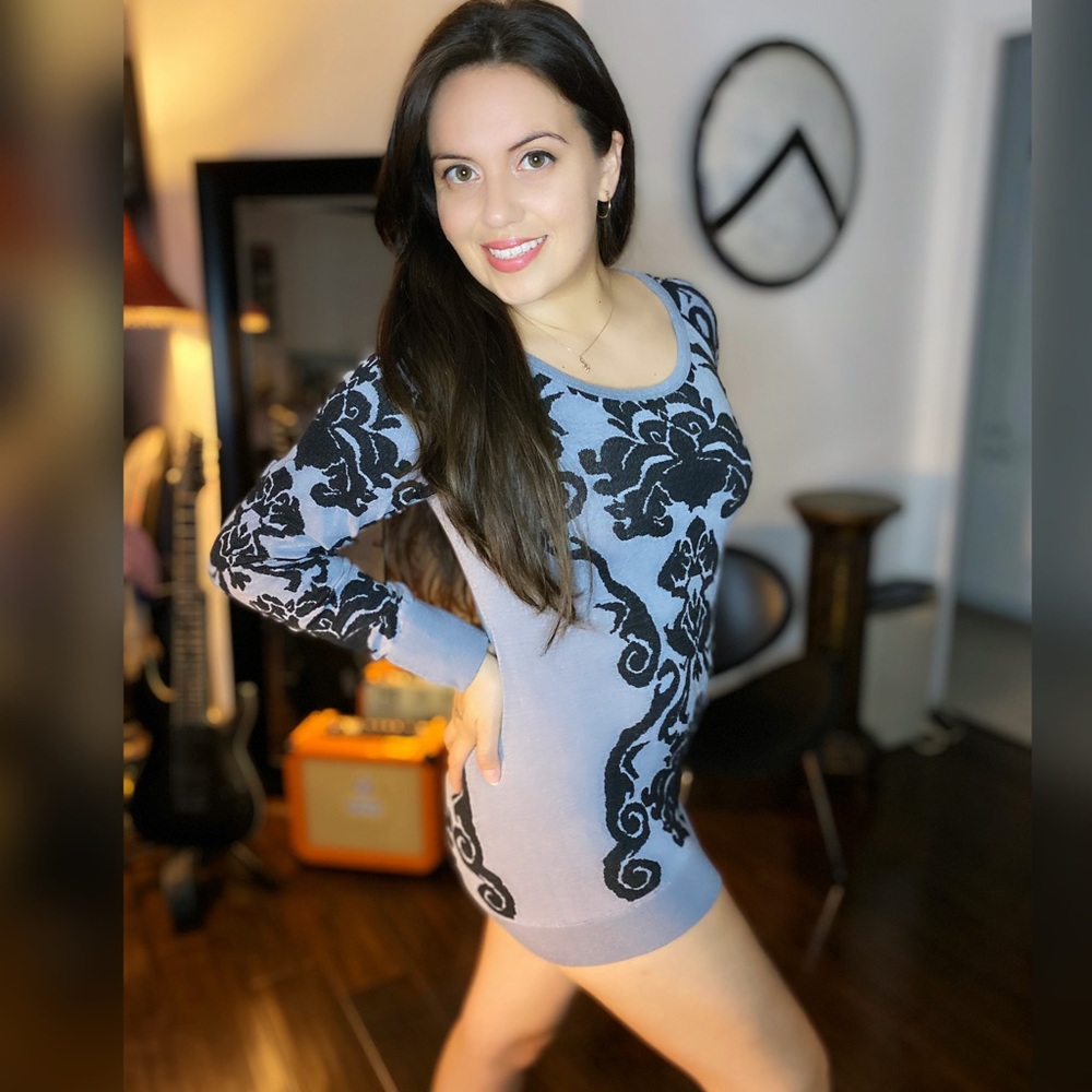 Victorian Long- Sleeve Termal Tshirt 🖤💟